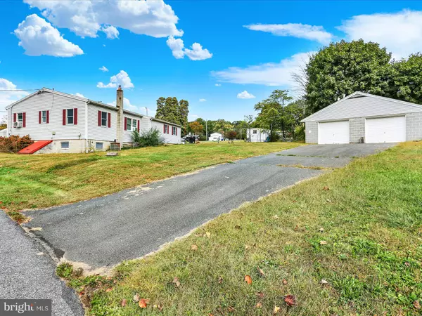 Temple, PA 19560,29 ELM AVE