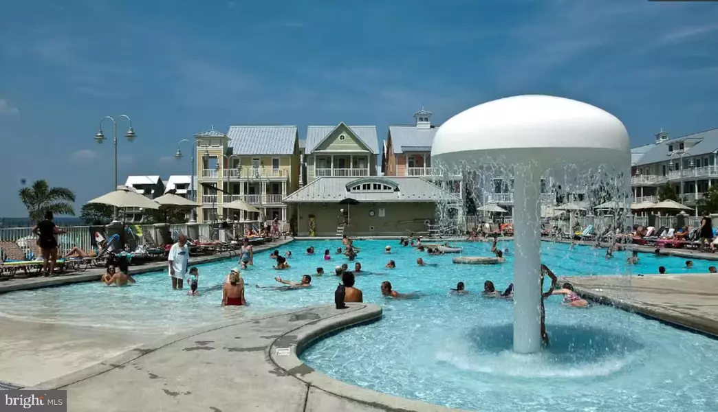 2 FOUNTAIN DR E #2B, Ocean City, MD 21842