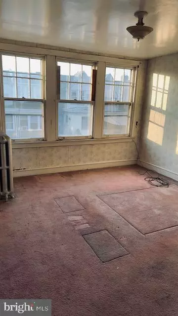 Philadelphia, PA 19142,6748 GUYER AVE