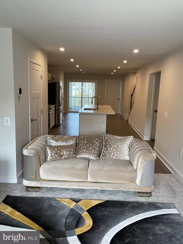 Fredericksburg, VA 22408,4317 SOUTHERBY DR