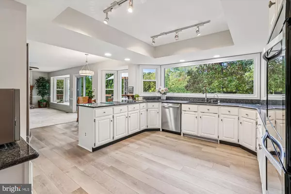 Dumfries, VA 22025,15350 EDGEHILL DR