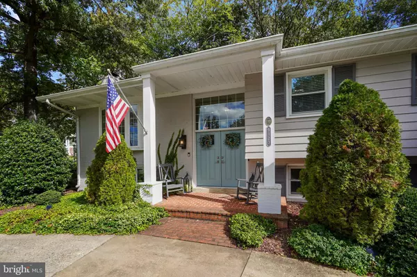 Alexandria, VA 22309,9123 CHERRYTREE DR