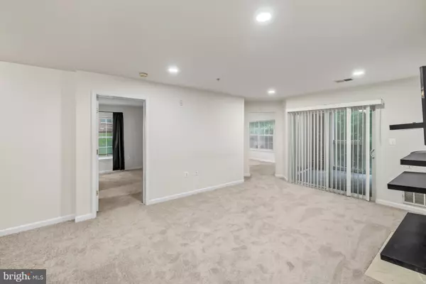 Greenbelt, MD 20770,6610 LAKE PARK DR #T1