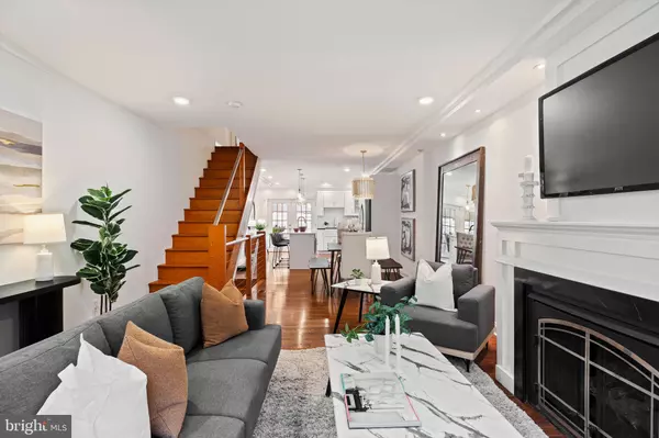 Philadelphia, PA 19146,805 S 19TH ST