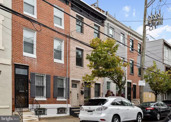 Philadelphia, PA 19146,805 S 19TH ST