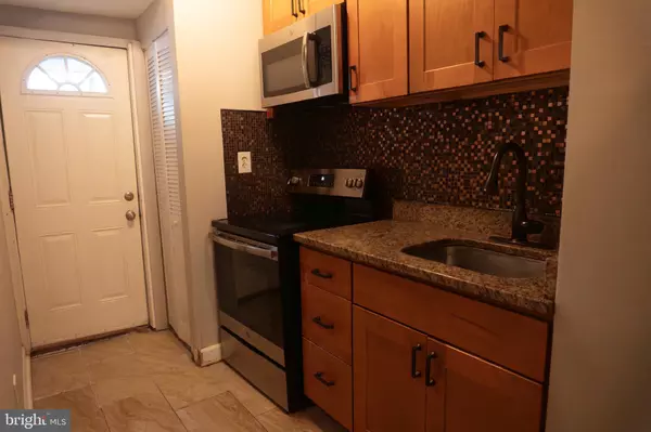 Washington, DC 20002,832 18TH ST NE