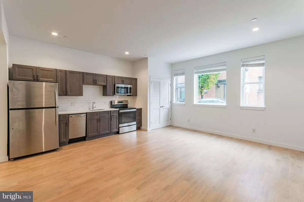 Philadelphia, PA 19147,507 S 8TH ST #102