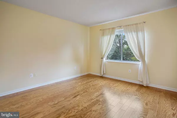 Leesburg, VA 20176,19375 CYPRESS RIDGE TER #418