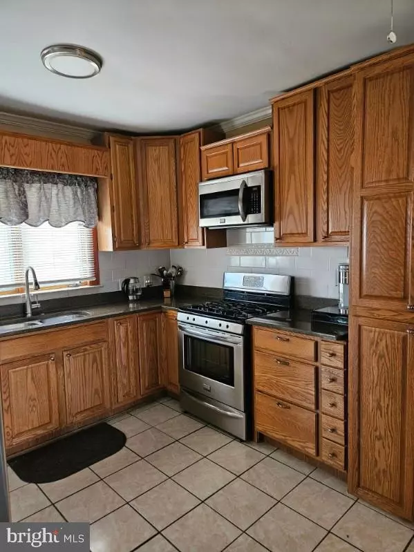 Baltimore, MD 21225,3911 4TH ST