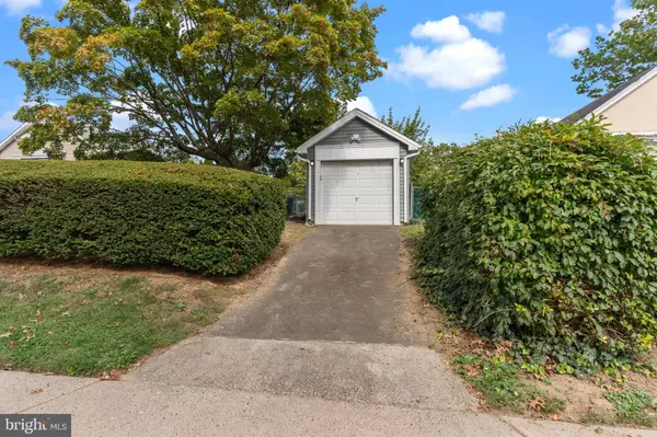 Glenside, PA 19038,449 ROSLYN AVE