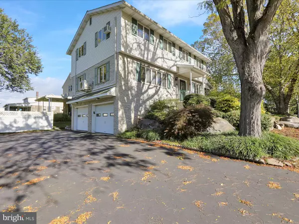 Reading, PA 19609,13 LELAND AVE