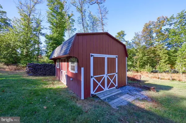 Lewisberry, PA 17339,814 MOORES MOUNTAIN RD