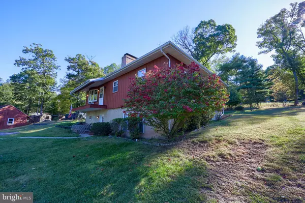 Lewisberry, PA 17339,814 MOORES MOUNTAIN RD