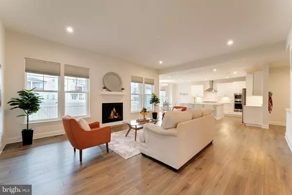 Ashburn, VA 20148,43044 GREELEY SQ