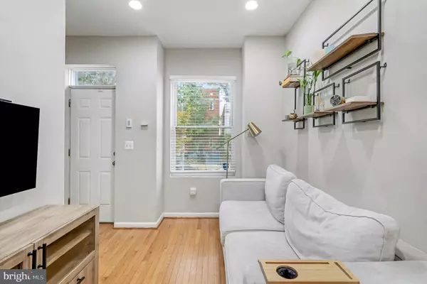 Washington, DC 20001,304 P ST NW