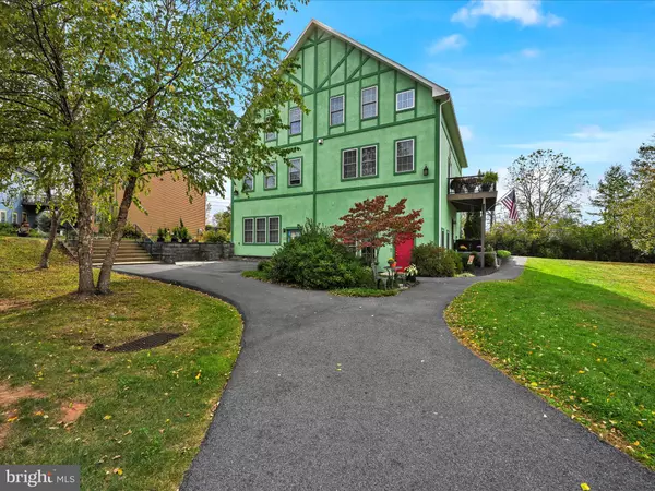 Reinholds, PA 17569,43 BISSENDEN WAY