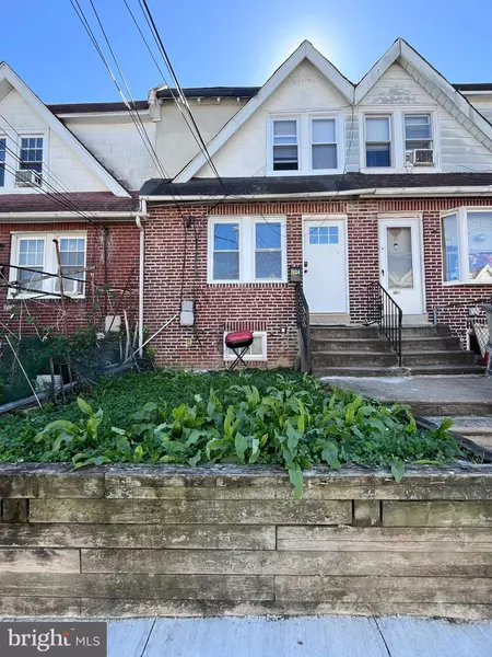 7124 SEAFORD RD, Upper Darby, PA 19082