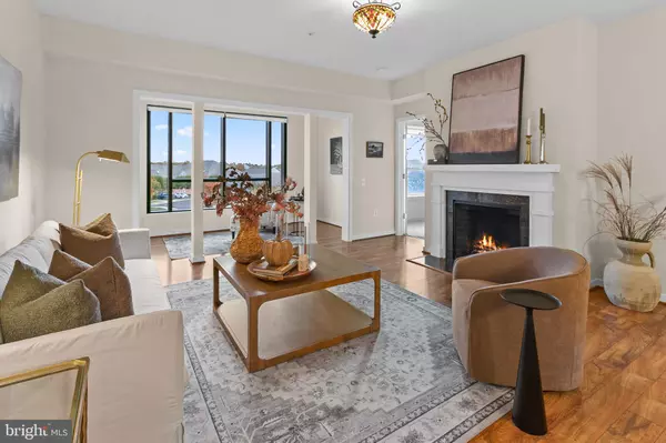 Lorton, VA 22079,8970 FASCINATION CT #315