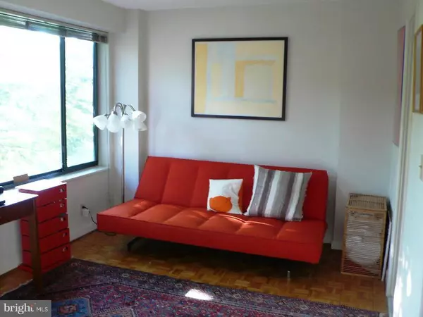 Washington, DC 20007,1077 30TH ST NW #504