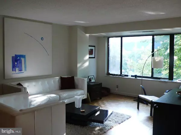 Washington, DC 20007,1077 30TH ST NW #504