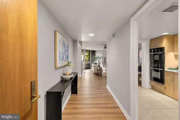 Washington, DC 20037,1099 22ND ST NW #206