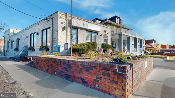 Philadelphia, PA 19120,301 E GODFREY AVE