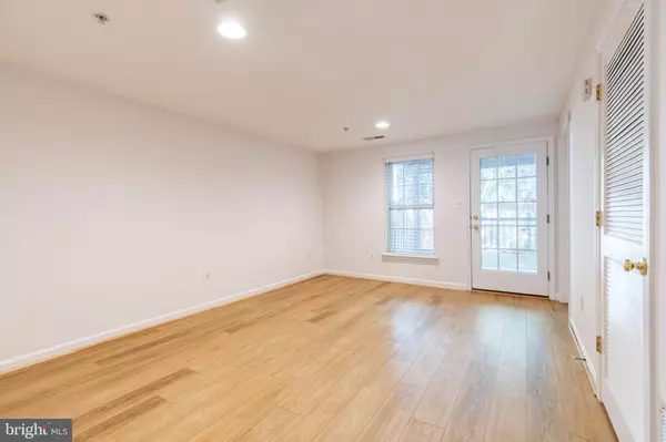 Crofton, MD 21114,1217 BIRCHLEAF CT