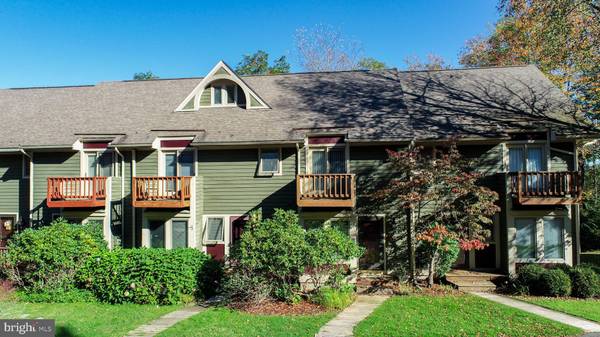 Mc Henry, MD 21541,5 LAKEVIEW CT #5C