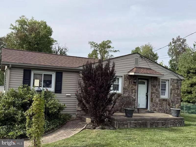 1839 BYBERRY RD, Bensalem, PA 19020
