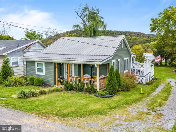 Great Cacapon, WV 25422,503 HAMMOND ST