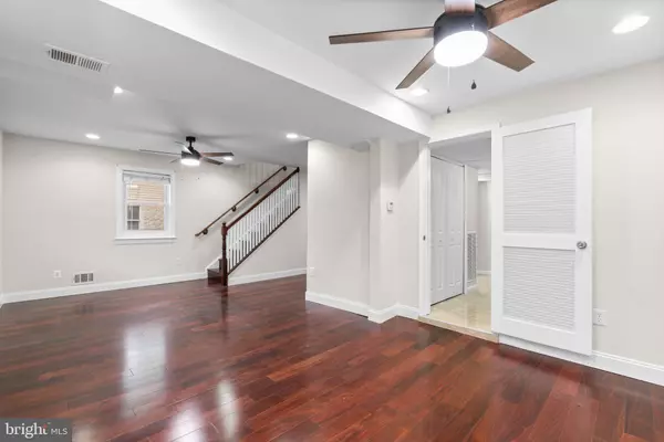 Ellicott City, MD 21043,8483 FREDERICK RD