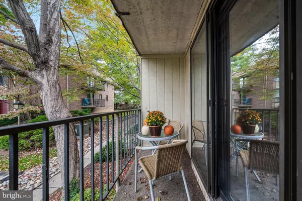 Wallingford, PA 19086,340-A SAYBROOK LN