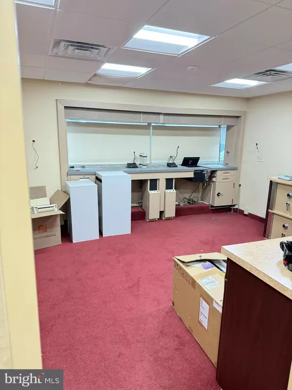 Frederick, MD 21701,198 THOMAS JOHNSON DR #1,2