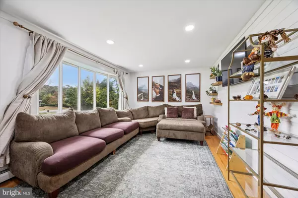 Boyertown, PA 19512,20 EDGEHILL RD