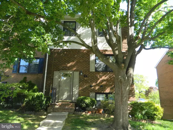 17 THEO LN #17, Towson, MD 21204