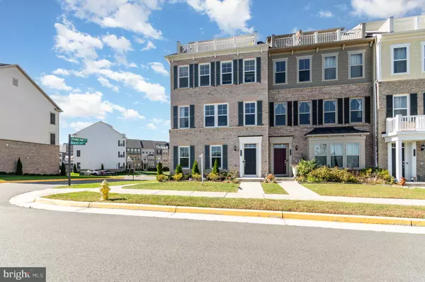 Dumfries, VA 22026,17177 BRANCHED OAK RD