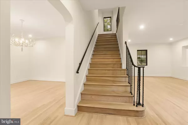 Silver Spring, MD 20901,9127 SLIGO CREEK PKWY