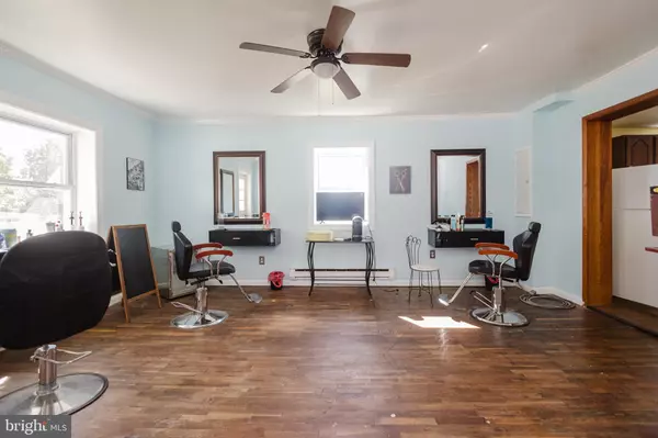 Gerrardstown, WV 25420,1505 LOOP RD