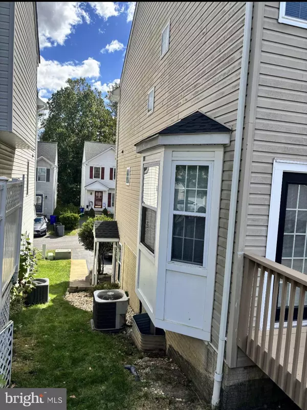 Elkridge, MD 21075,6716 COZY LN