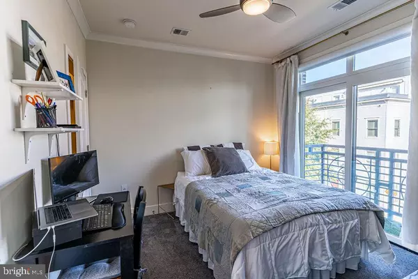 Alexandria, VA 22314,815 N PATRICK ST #301