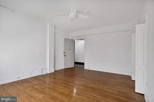 Washington, DC 20009,1820 CLYDESDALE PL NW #411