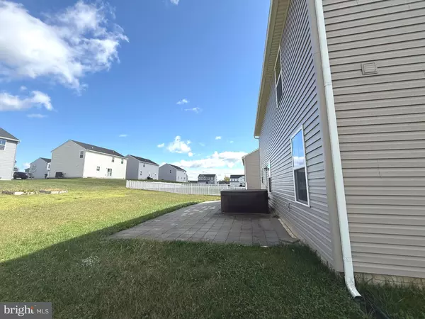 Hedgesville, WV 25427,242 OTERO LN