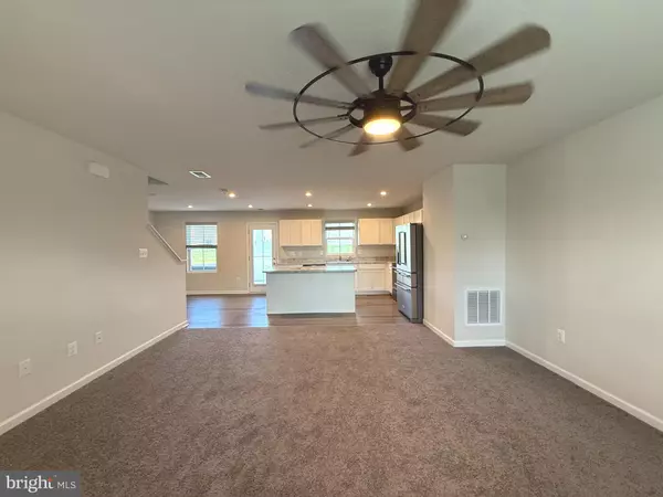 Hedgesville, WV 25427,242 OTERO LN