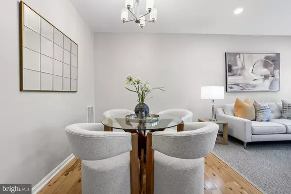 Lorton, VA 22079,8238 SHANNONS LANDING WAY