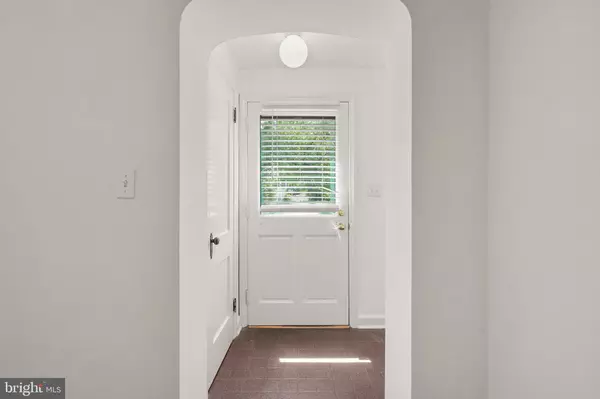 Takoma Park, MD 20912,408 ETHAN ALLEN AVE