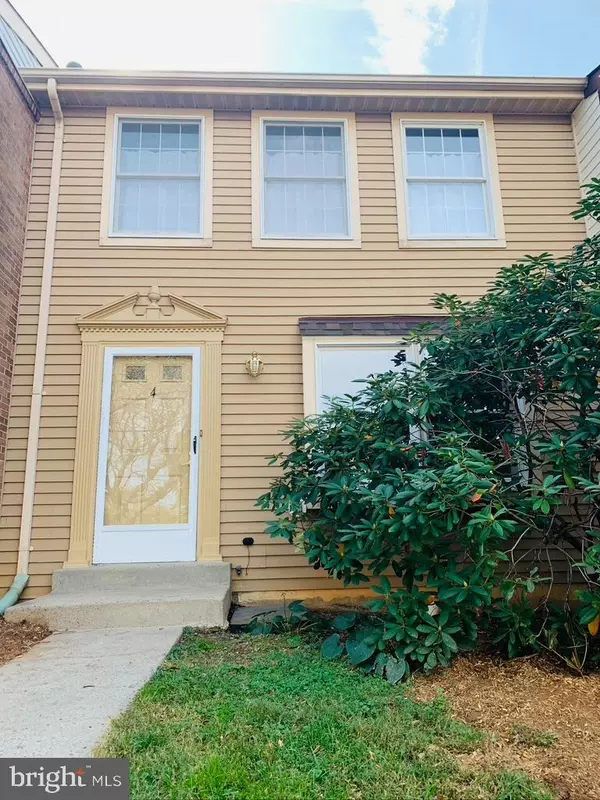 4 MOUNTAIN LAUREL CT, Gaithersburg, MD 20879