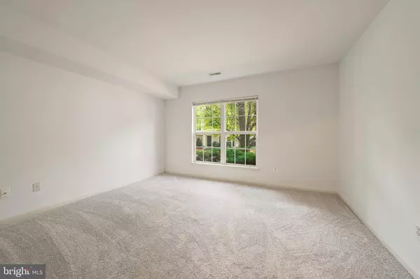 Ashburn, VA 20147,44248 SUSCON SQ