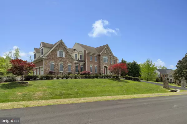 9907 HESSICK CT, Great Falls, VA 22066