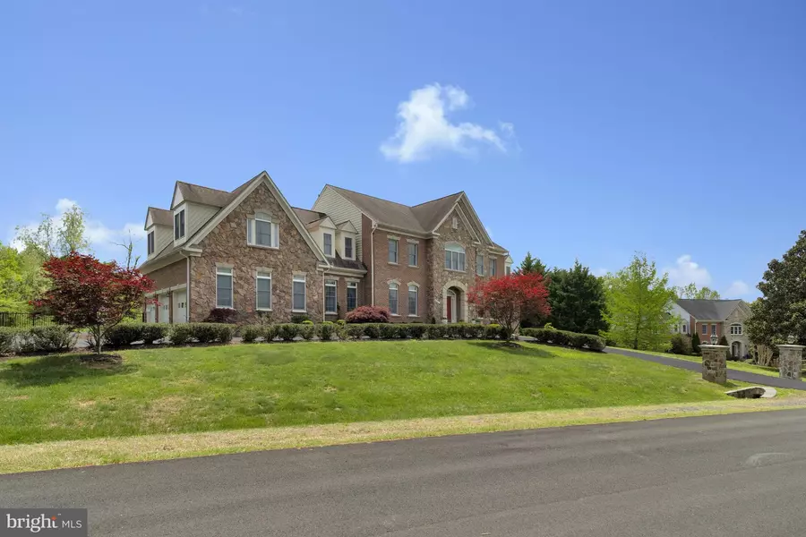 9907 HESSICK CT, Great Falls, VA 22066