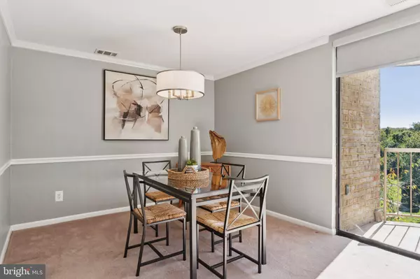 Temple Hills, MD 20748,3341 HUNTLEY SQUARE DR #A-1